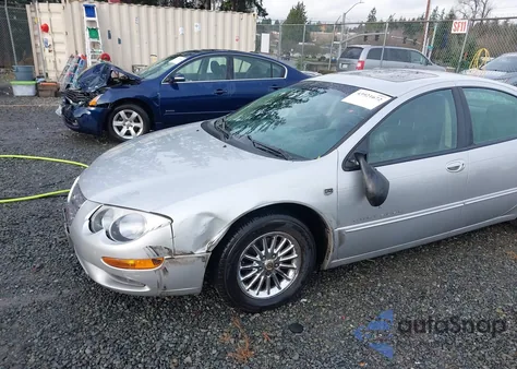2000 Chrysler 300M z USA, uszkodzony, nr VIN 2C3HE66G3YH267740